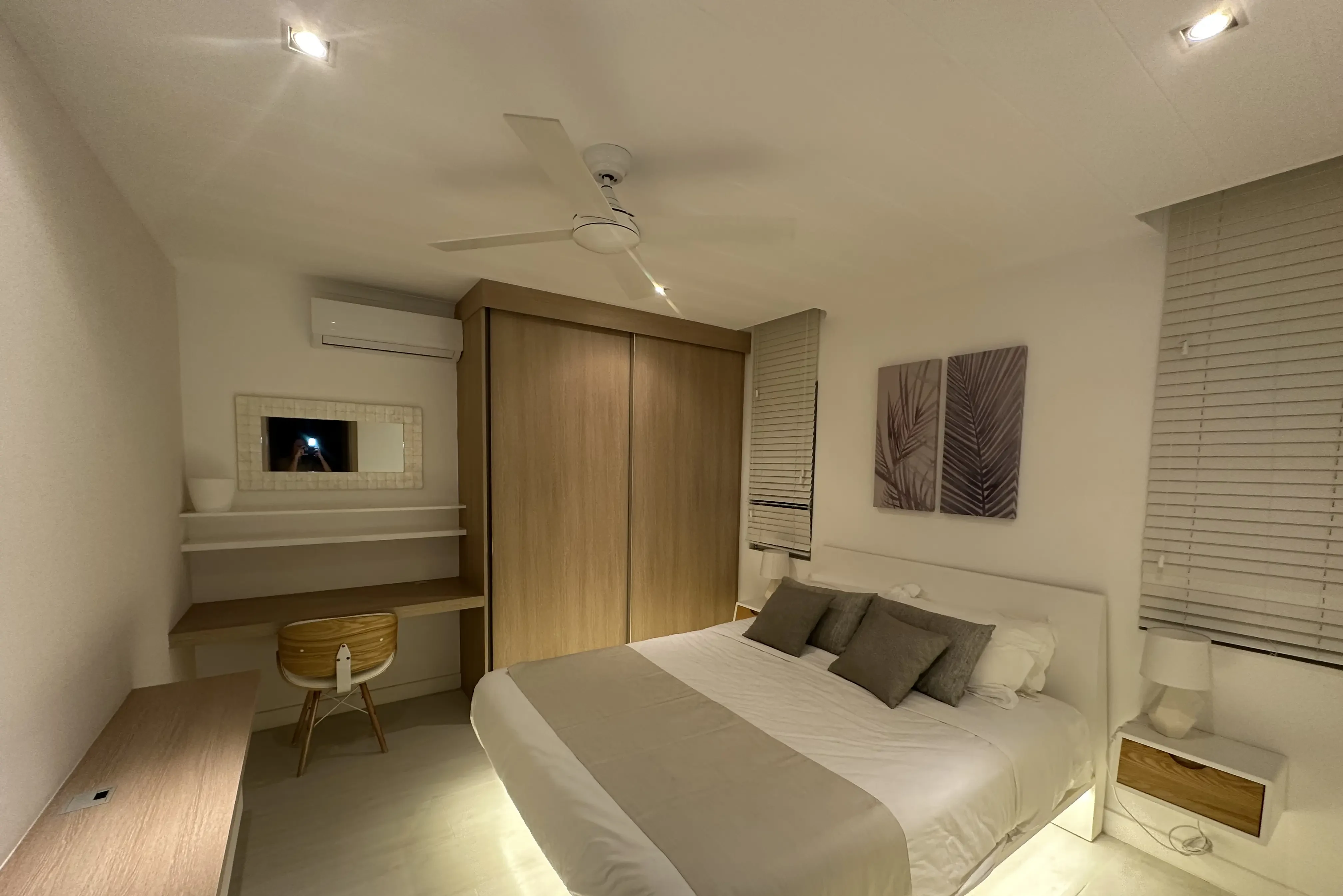 Chambre avec lit double